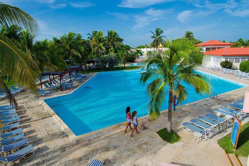 Ein Foto vom Pool im Hotel Los Cactus