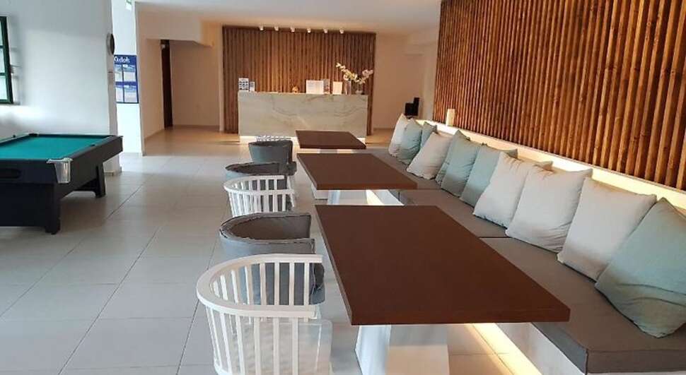 Een foto van het interieur van Corfu Aquamarine Hotel