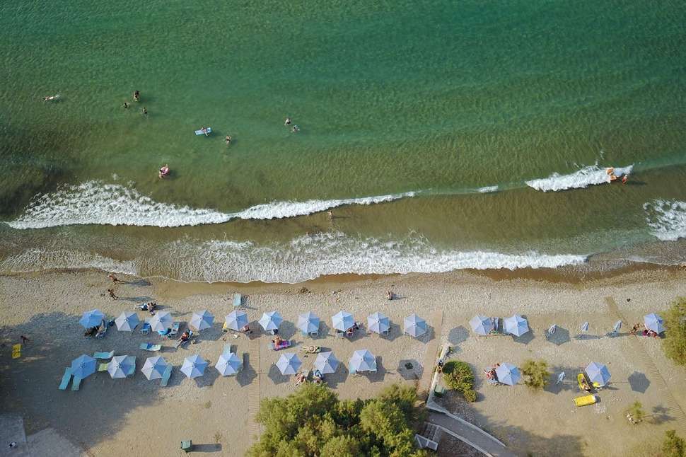 Een foto van het strand bij Samian Mare Hotel Suites & Spa