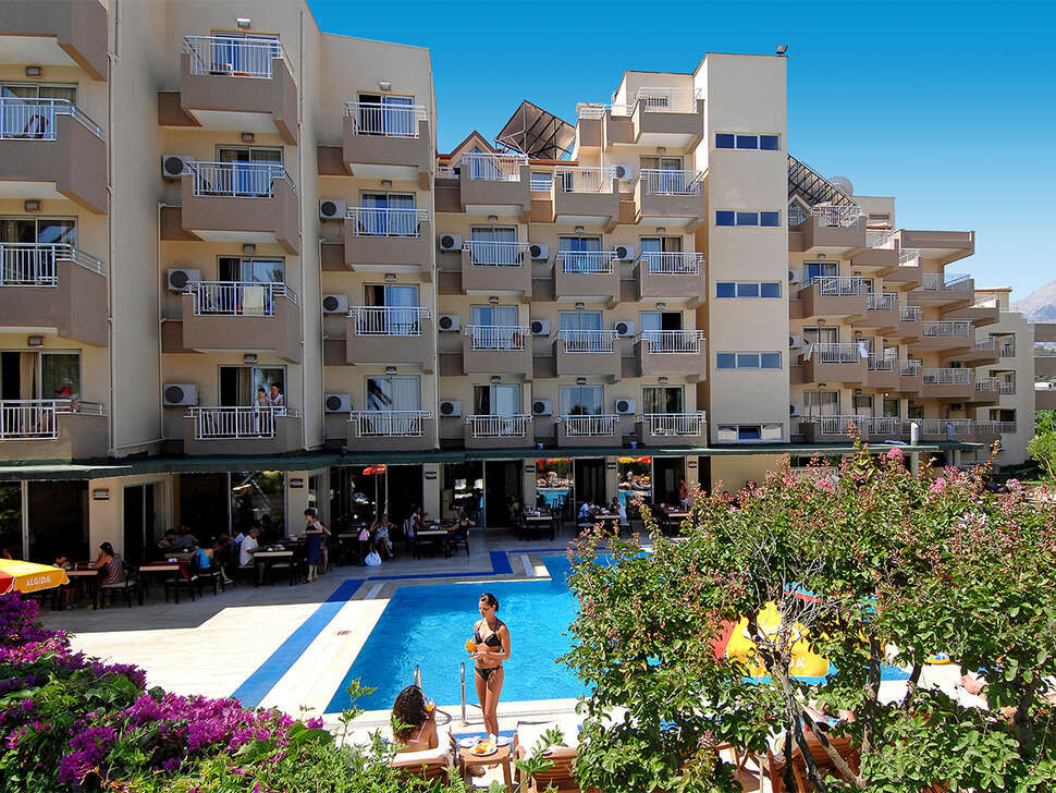 Een foto van het zwembad bij Viking Nona Beach Hotel