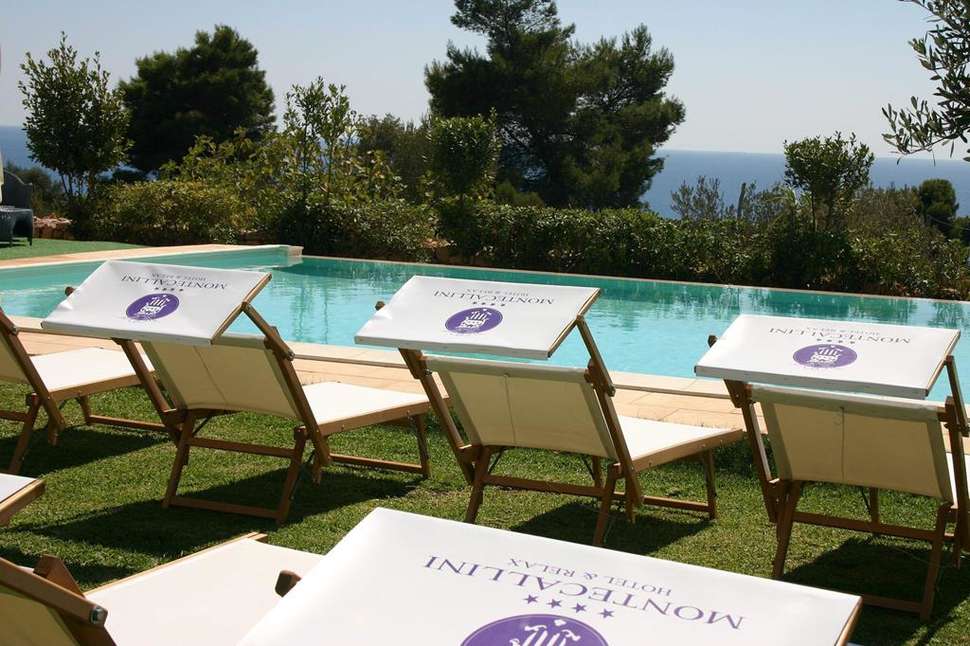 Een foto van het zwembad bij Hotel Montecallini