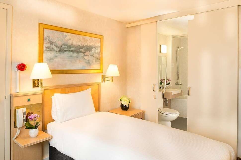 Ein Foto Copthorne Tara Hotel London Kensington