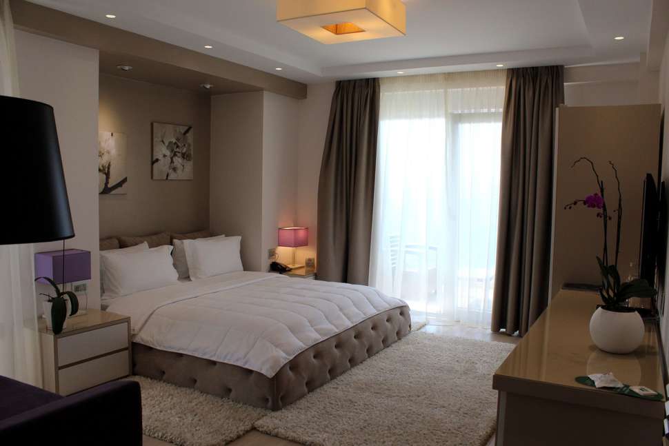 Ein Foto Demi Hotel