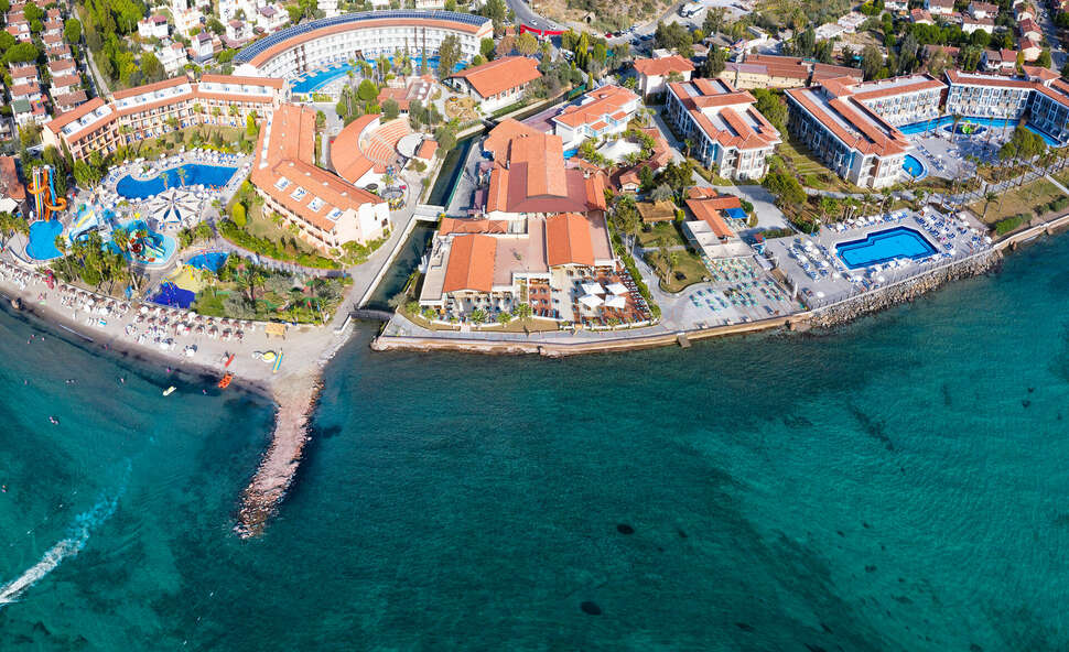 Een foto van de buitenkant van Ephesia Holiday Beach Club