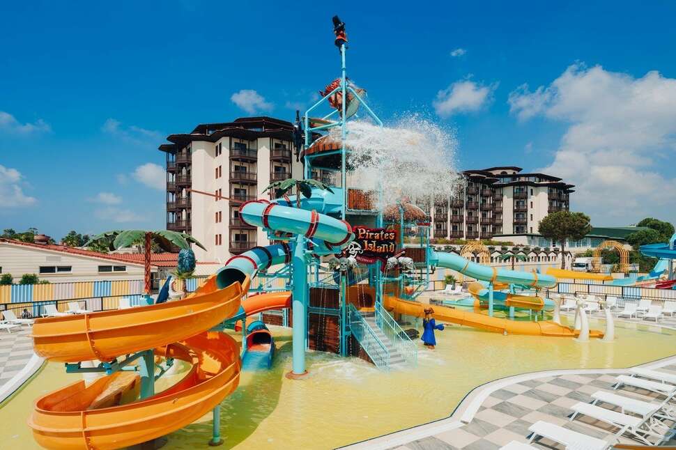 Een foto van het zwembad bij Selectum Family Resort Belek