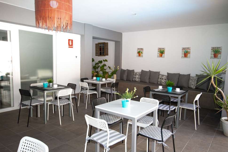 Een foto van de faciliteiten bij Teide Hotel