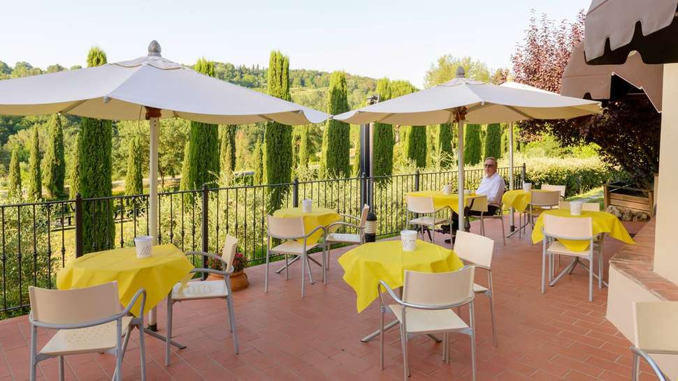 Ein Foto Hotel Sovestro