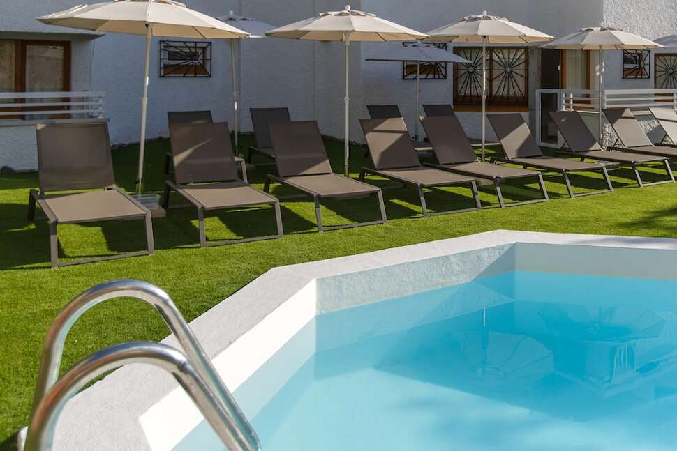 Ein Foto vom Pool im Alsol Datasol Apartments