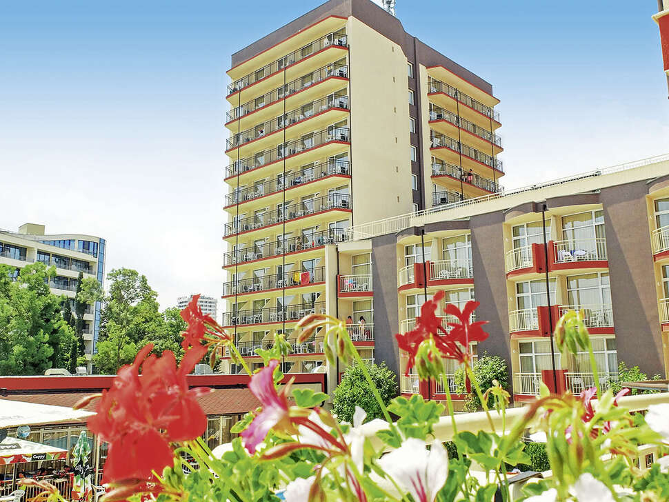 Een foto van de buitenkant van Mpm Orel Hotel