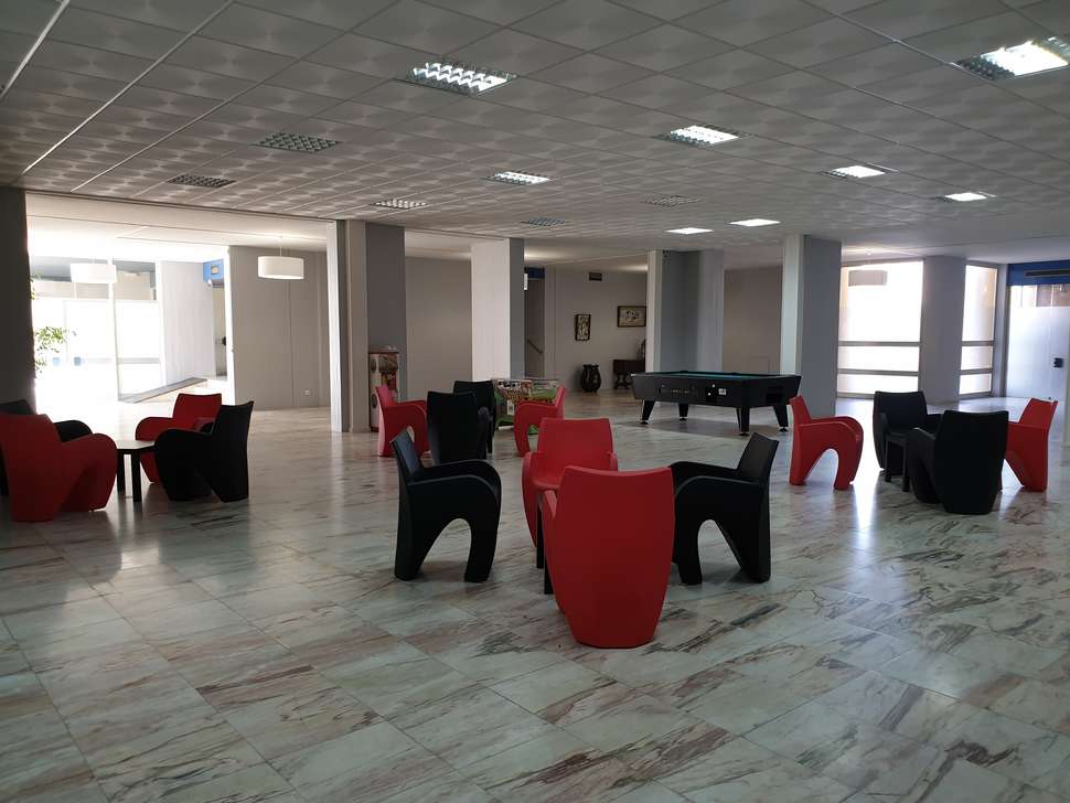 Een foto van het interieur van Edificio Tarik