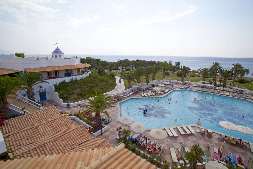 Een foto van het zwembad bij Lagas Aegean Village