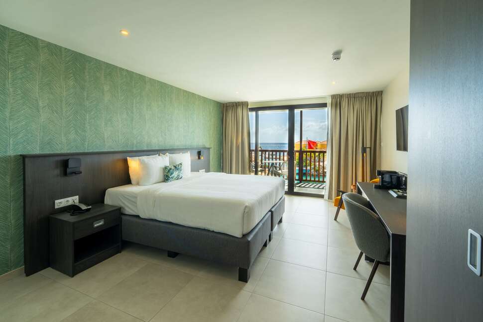 Een foto van LionsDive Beach Resort