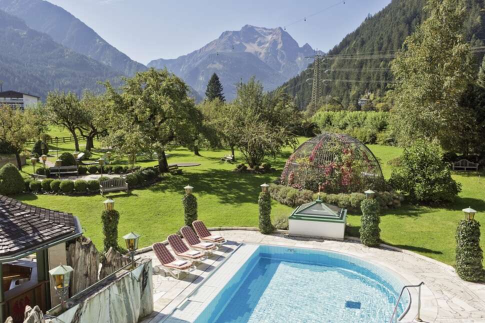 Een foto van het zwembad bij Neuhaus Zillertal Resort