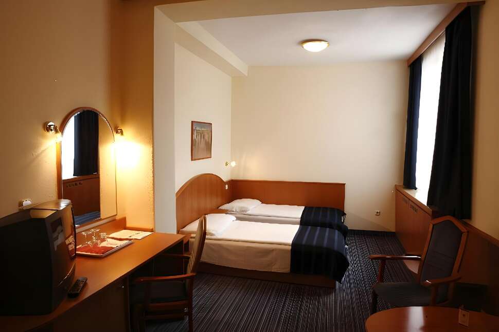 Ein Foto Hotel Benczur