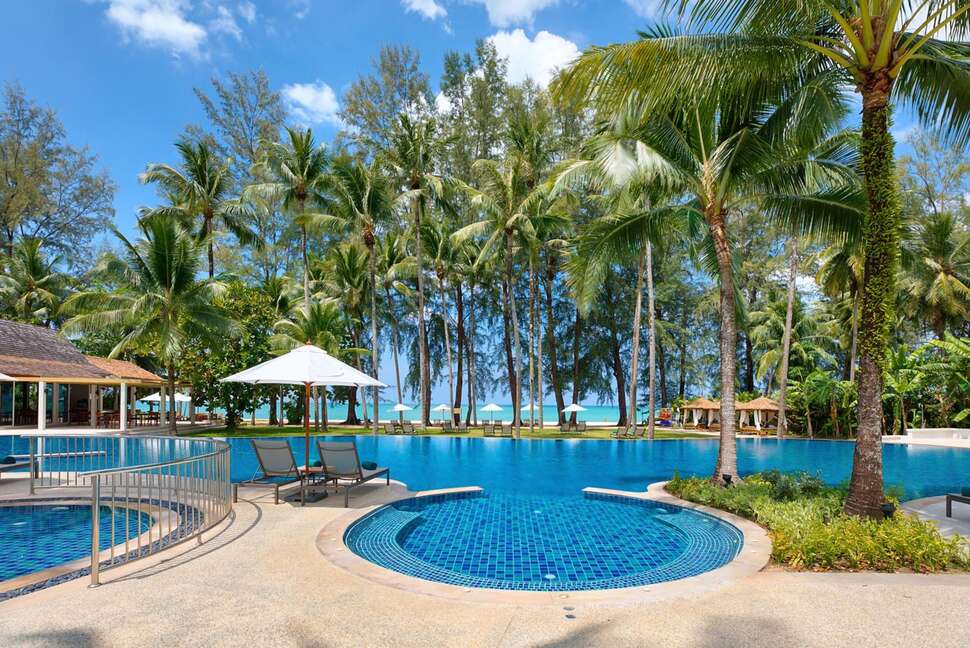Een foto van Outrigger Khao Lak Beach Resort