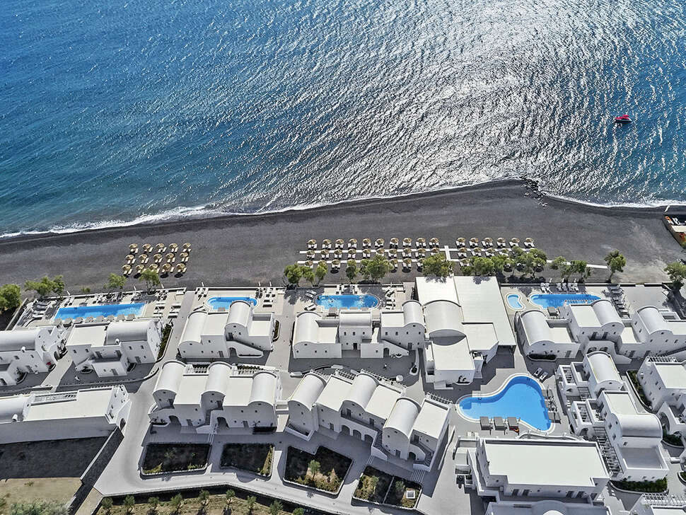 Een foto van de buitenkant van Costa Grand Resort & Spa