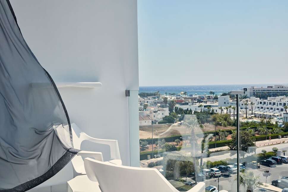 Ein Foto Atlantica Sancta Napa Hotel