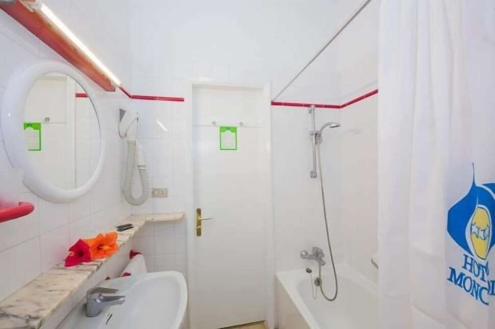 Een foto van Hotel Monopol
