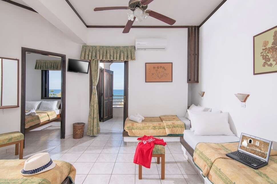 Ein Foto Iliostasi Beach Apartments