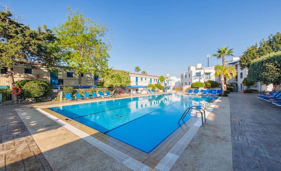 Een foto van het zwembad bij Green Bungalows Hotel & Appartementen