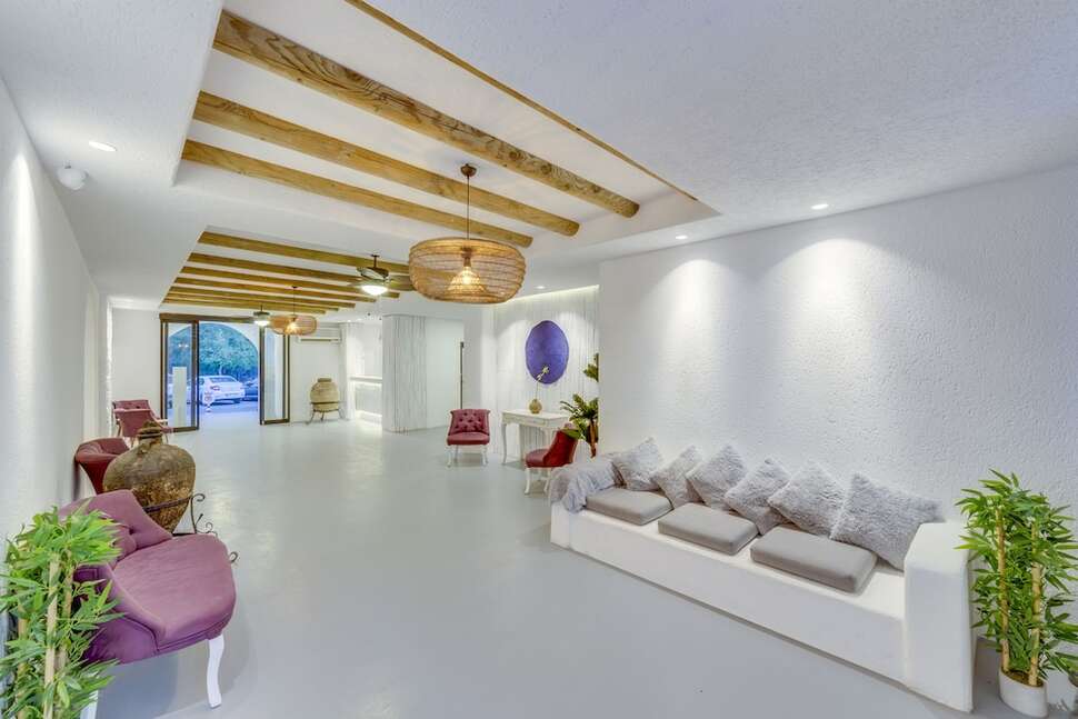 Een foto van het interieur van The Hello Hotel