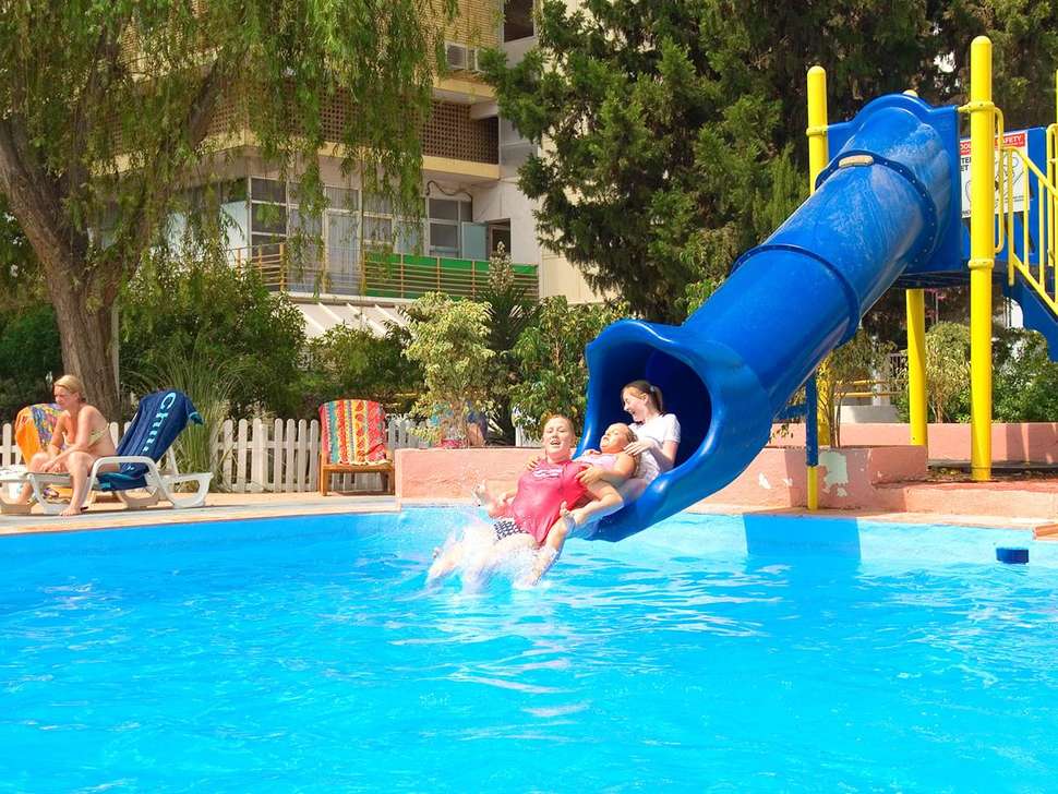 Een foto van het zwembad bij Magic Villa Benidorm