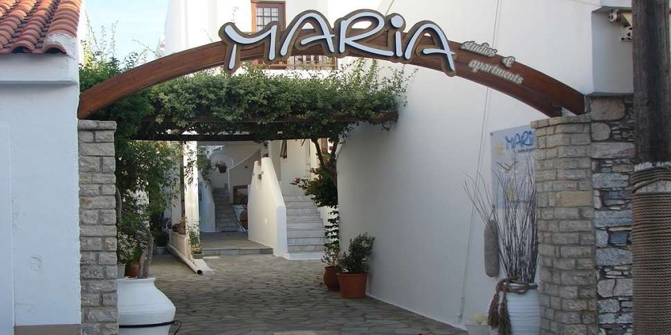 Een foto van een overzicht van Maria Studios & Appartementen Kokkari