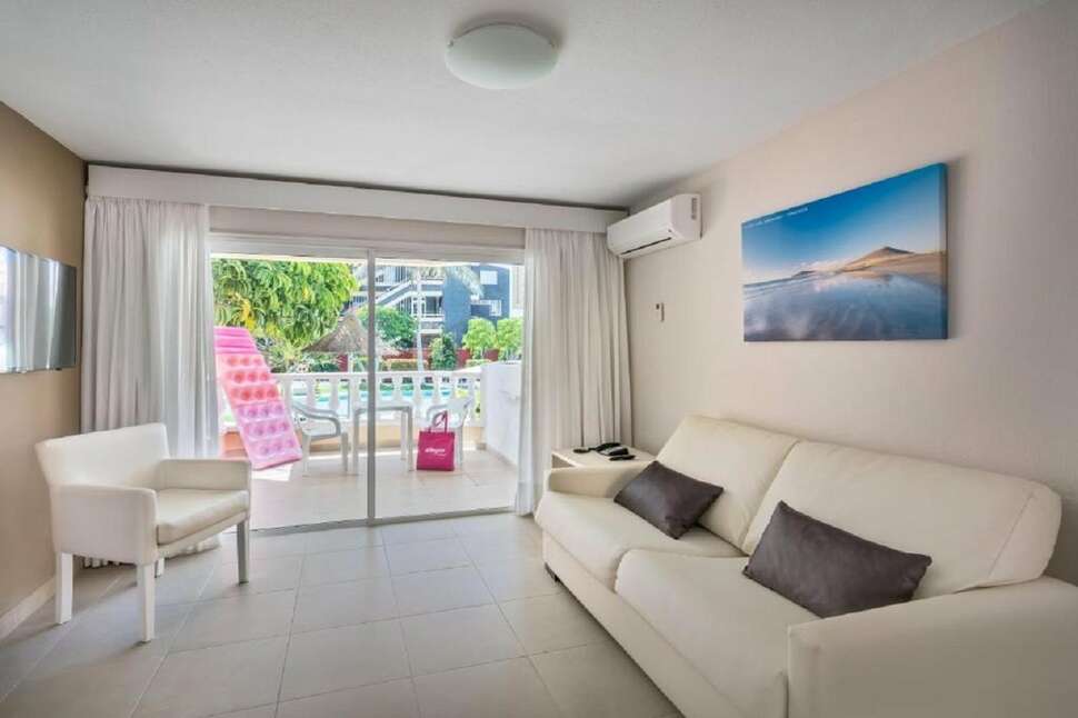 Een foto van Servatur Isora Suites