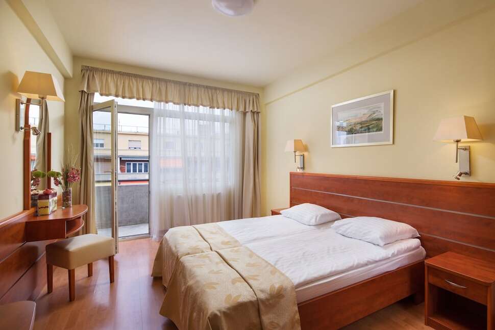 Ein Foto Hotel Benczur
