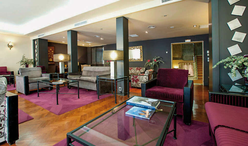 Ein Foto Hotel Moderno