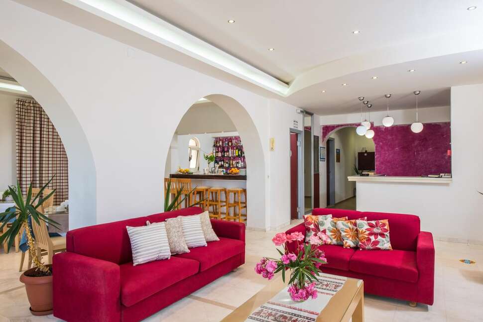 Een foto van het interieur van Hotel Smaragdine Beach