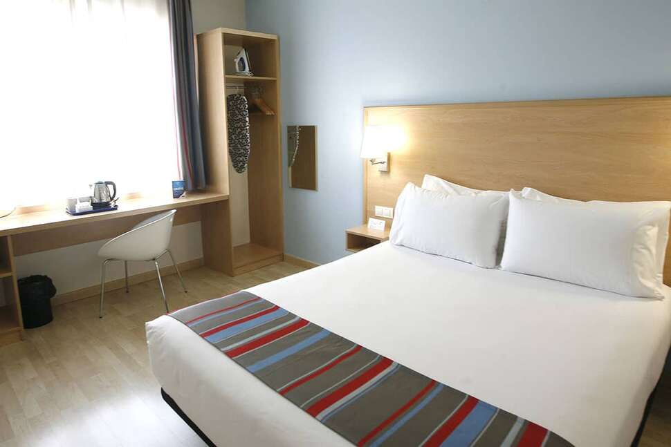 Ein Foto Travelodge Torrelaguna Hotel