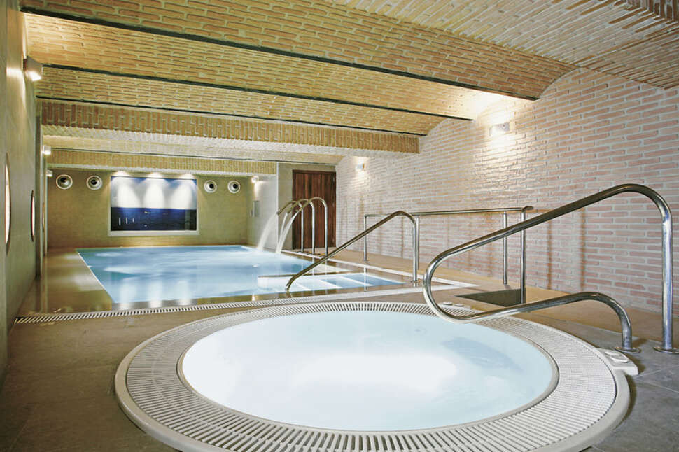 Ein Foto vom Pool im Barcelo Illetas Albatros