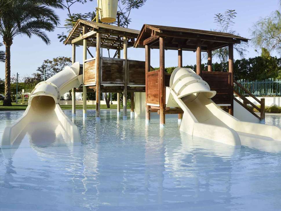 Ein Foto vom Pool im Novotel Sharm El Sheikh Palm
