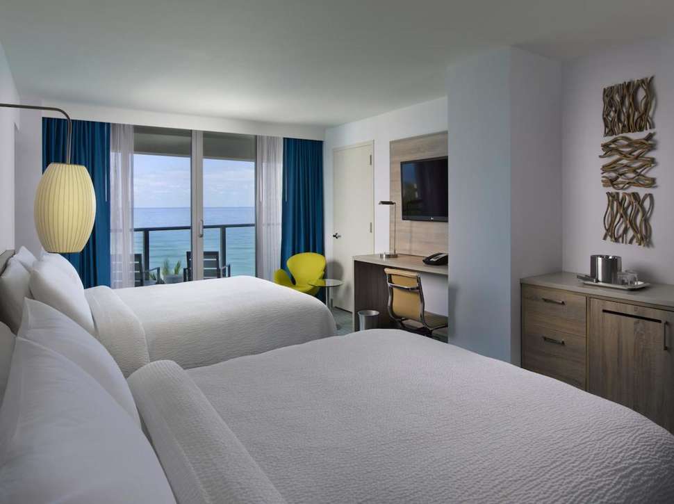 Ein Foto Cadillac Hotel & Beach Club