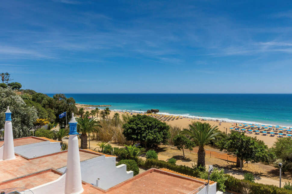 Een foto van de buitenkant van Monica Isabel Beach Club