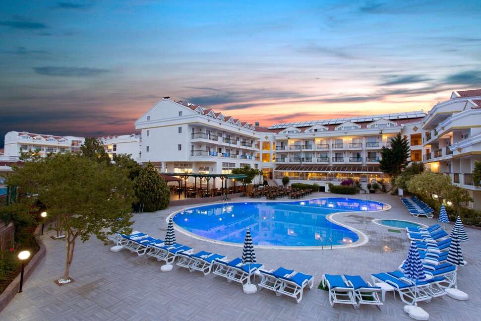 Een foto van het zwembad bij Kemer Dream Hotel