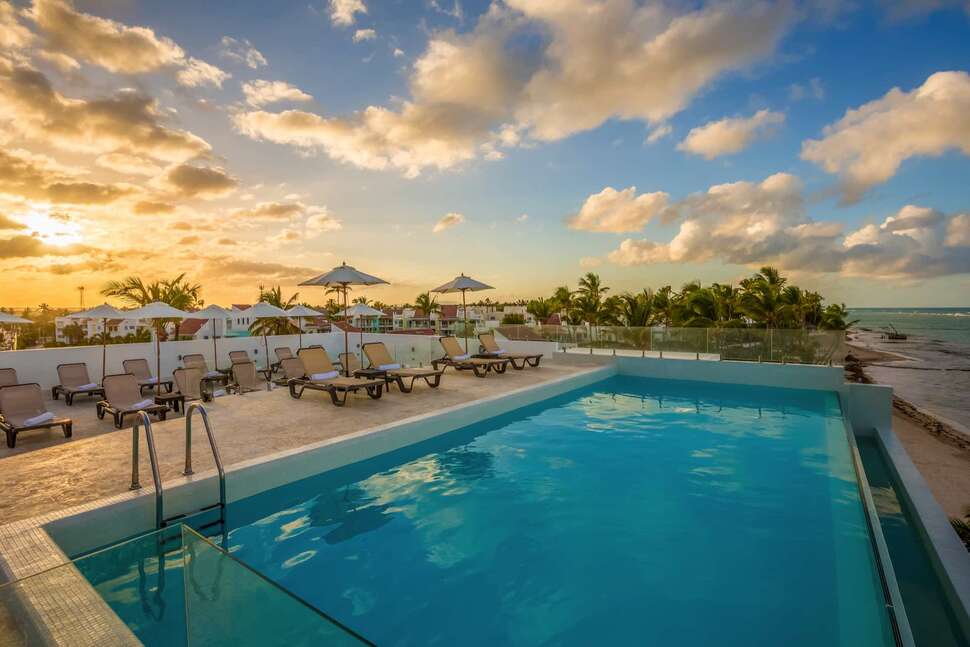 Een foto van het zwembad bij Whala!Bavaro