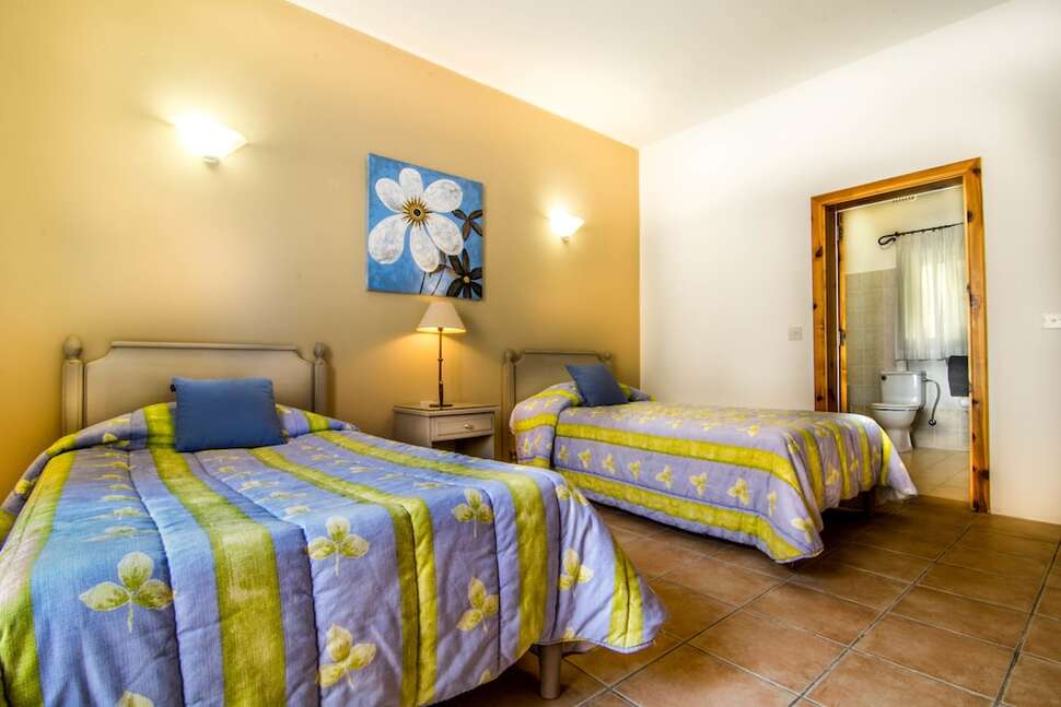 Ein Foto Ta Frenc Apartments