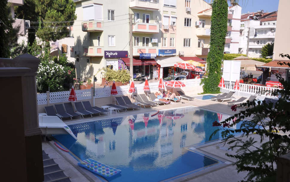 Ein Foto vom Pool im Isla Apart
