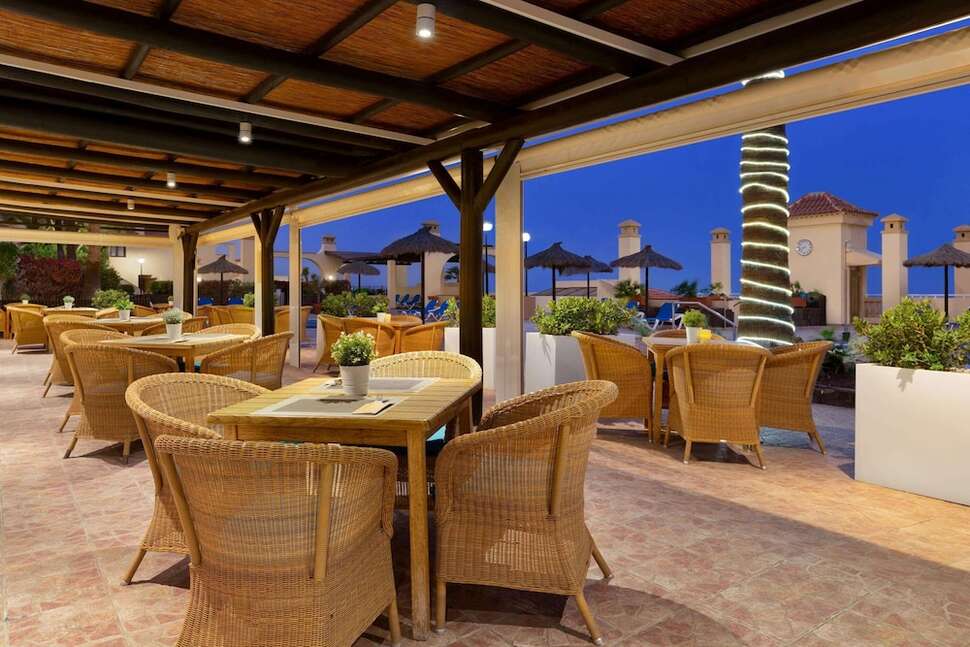 Ein Foto von den Einrichtungen im Ramada Residences by Wyndham Costa Adeje