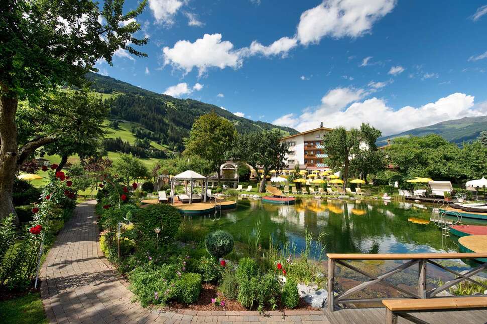Ein Foto von der Außenansicht des Landgut Zapfenhof