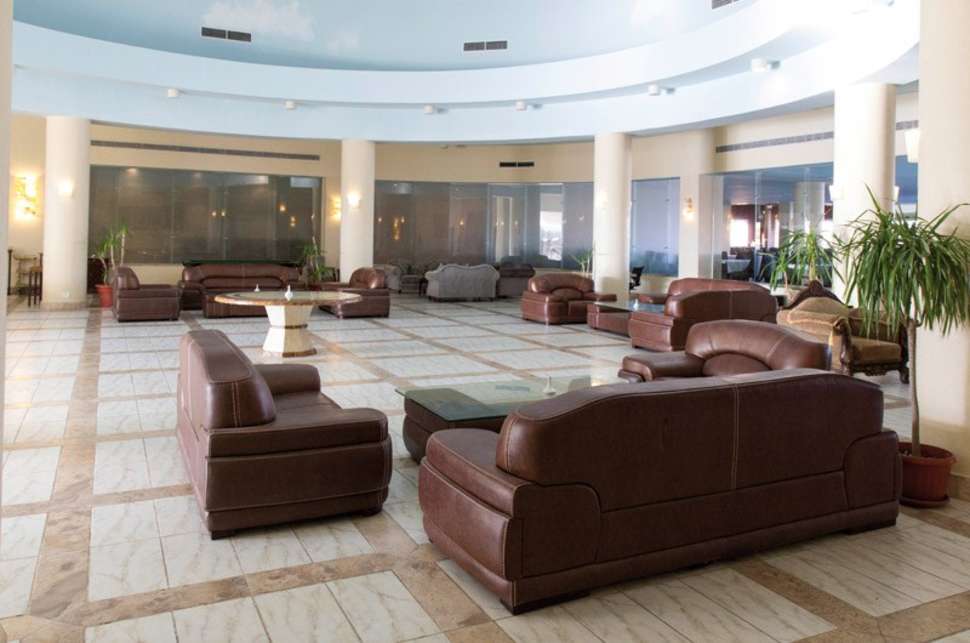 Een foto van het interieur van The Three Corners Equinox Beach Resort