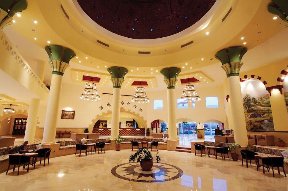 Een foto van het interieur van Bliss Nada Beach Resort