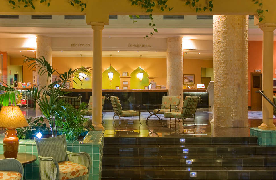 Ein Foto vom Innenbereich im Playacanela Hotel