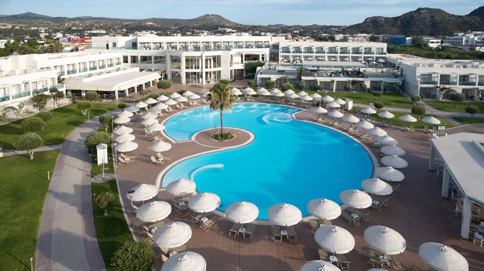 Ein Foto vom Pool im Apollo Blue
