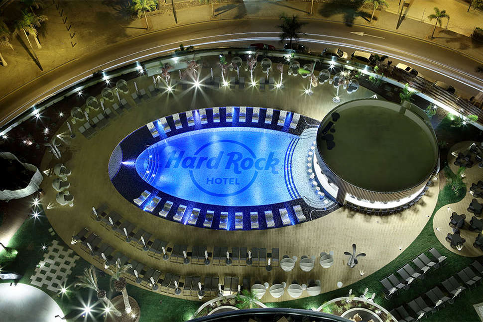 Een foto van de buitenkant van Hard Rock Hotel Tenerife