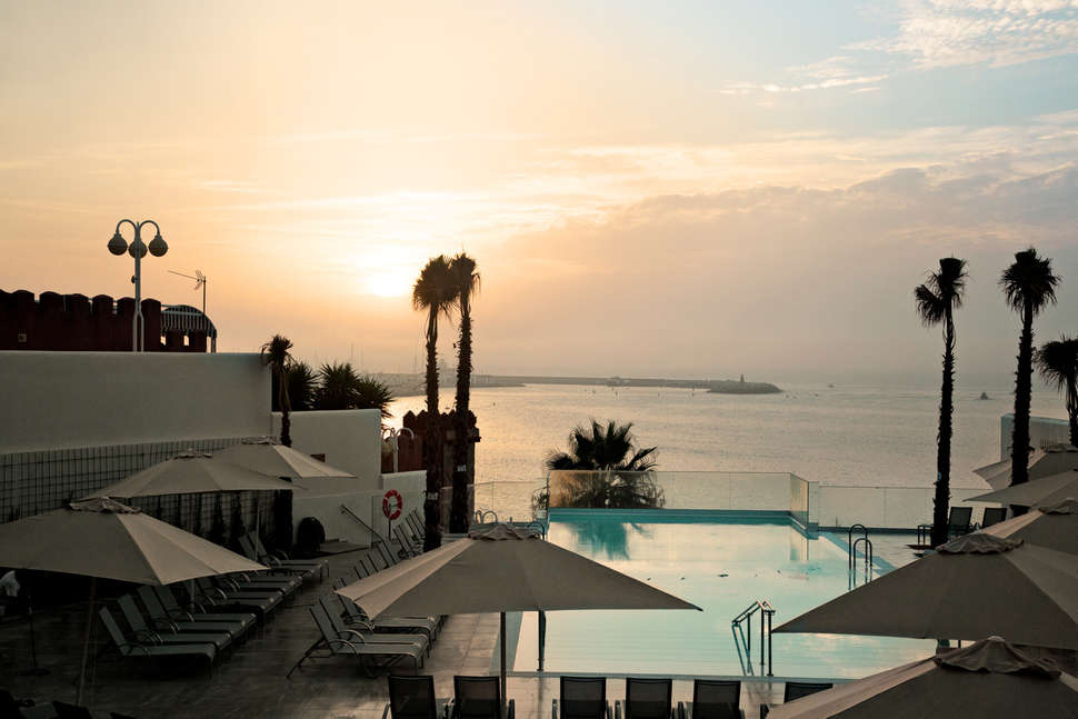 Een foto van het zwembad bij Hotel Benalmadena Beach