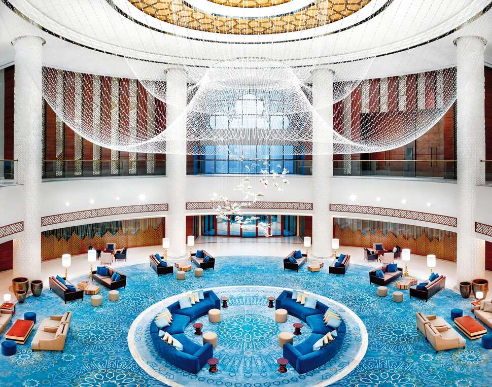 Een foto van het interieur van Fairmont Ajman