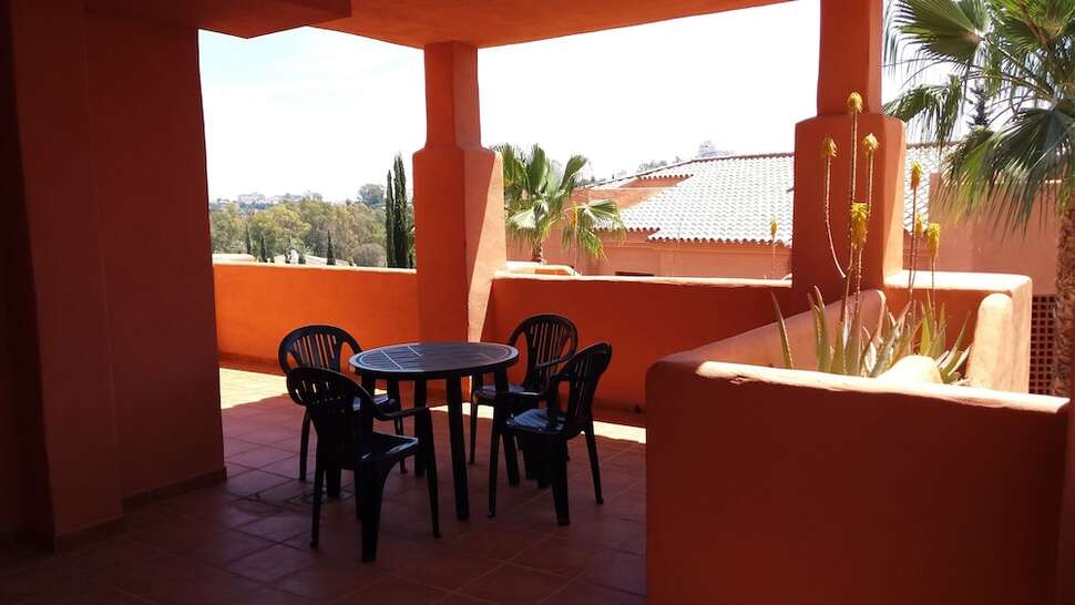 Een foto van het terras bij Royal Marbella Golf Resort